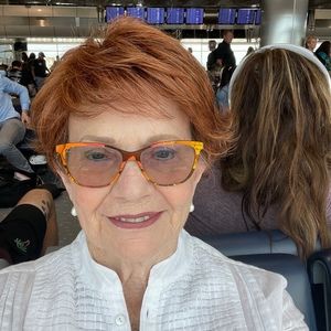 Meet your Posher, Barbara n